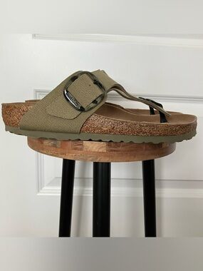 NEW Birkenstock Gizeh Big Buckle Sandals Women EU 39 US 8-8.5 Vegan 2026-424